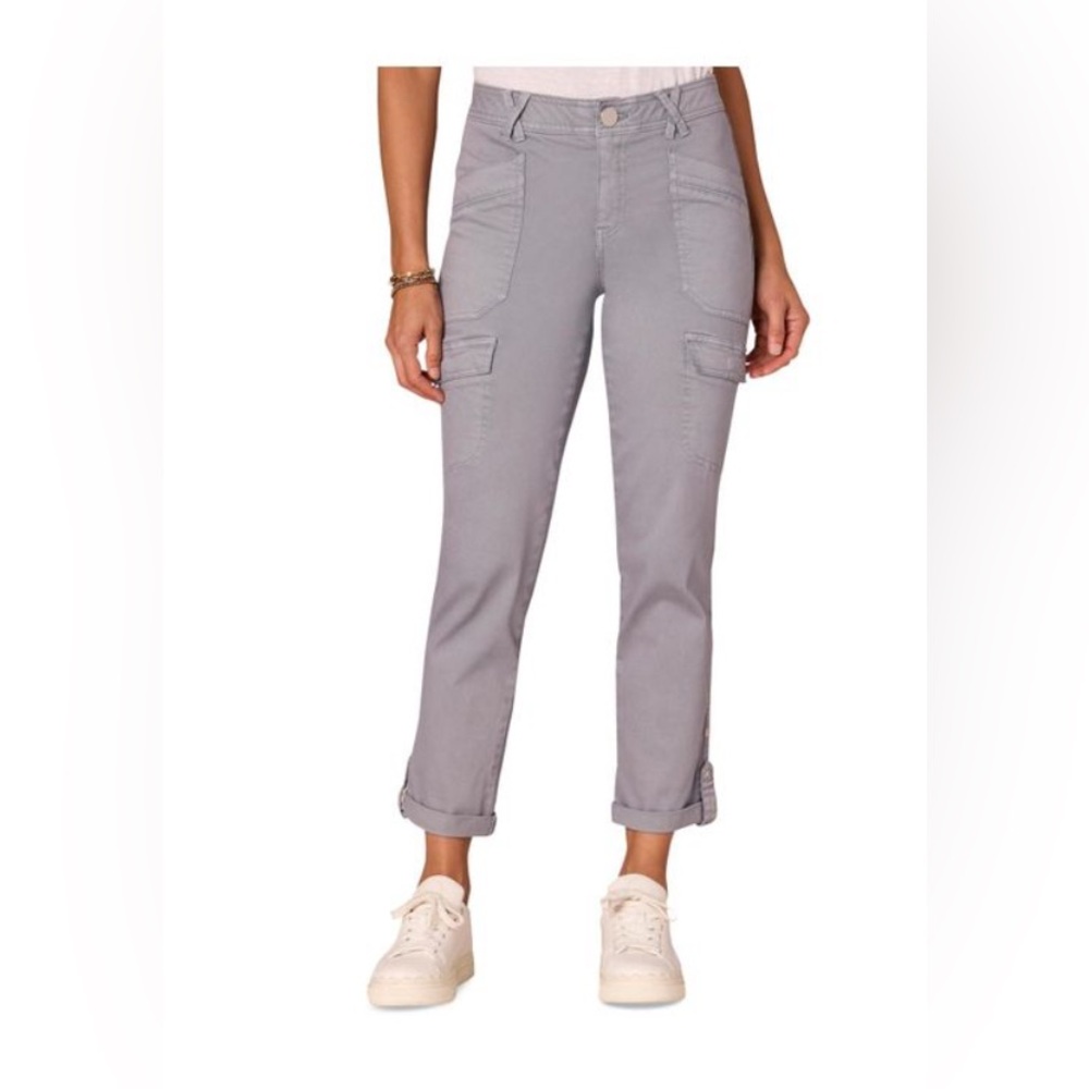NWT Democracy Petite “Ab” Solution High Rise Utility Jeans